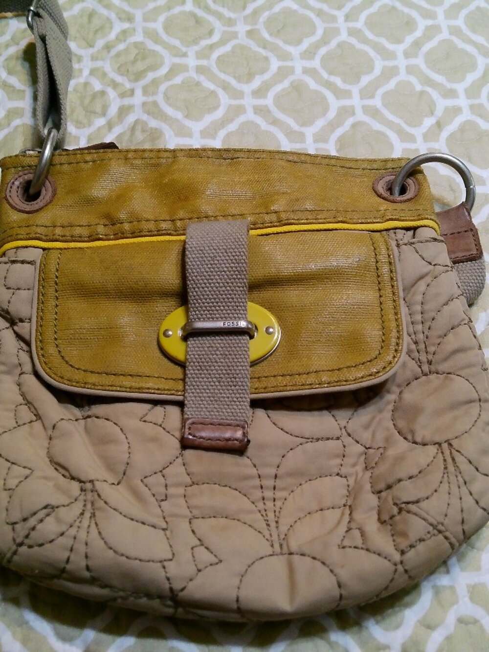 FOSSIL KEY PER CROSS BODY GOOD CONDITION